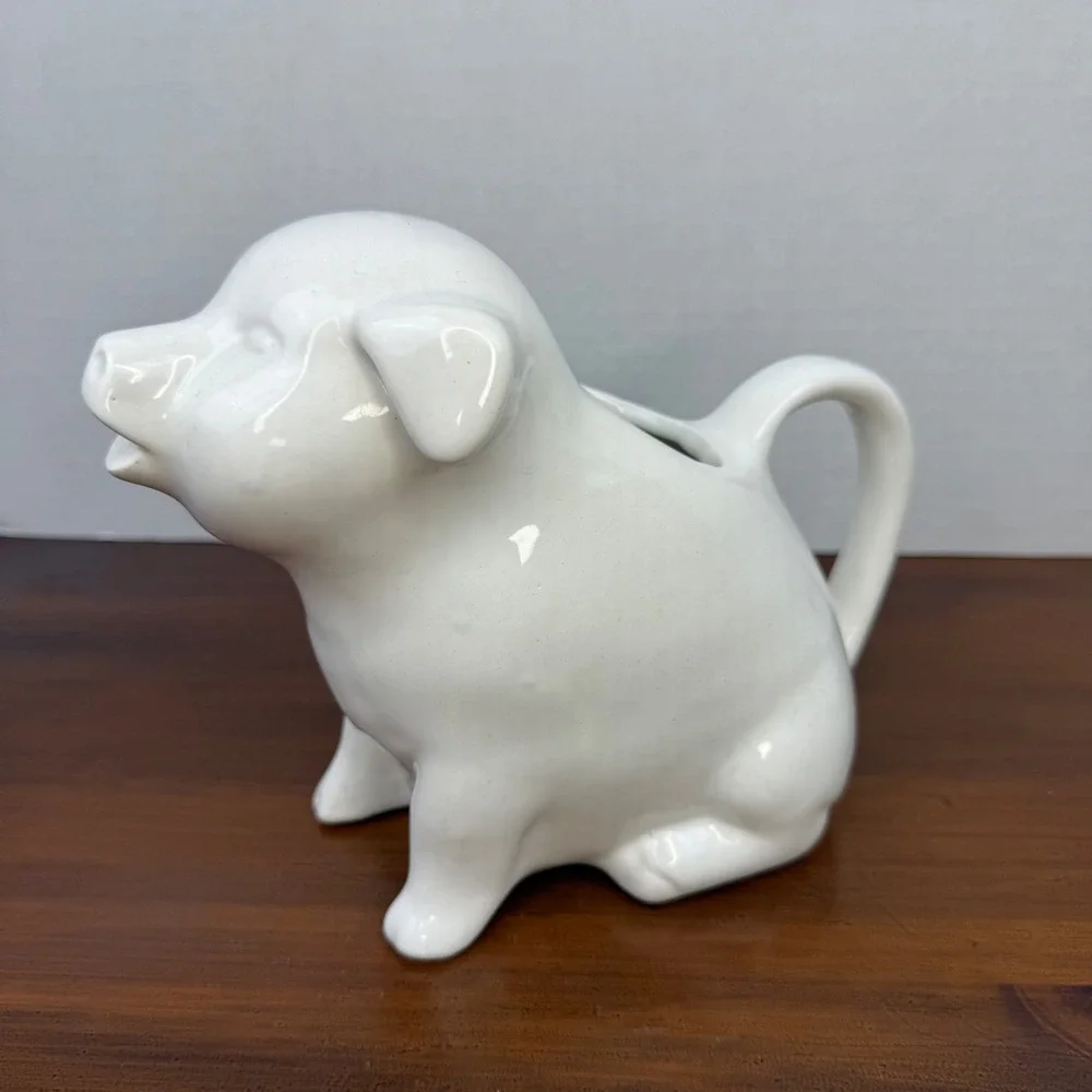 Vintage White Ceramic Pig Creamer‎ Pitcher Sitting Figural Farmhouse Taiwan